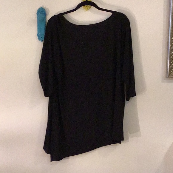 Black top - Picture 2 of 3